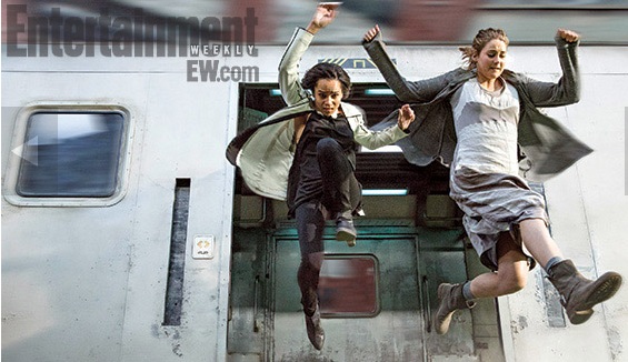 divergent still 12 